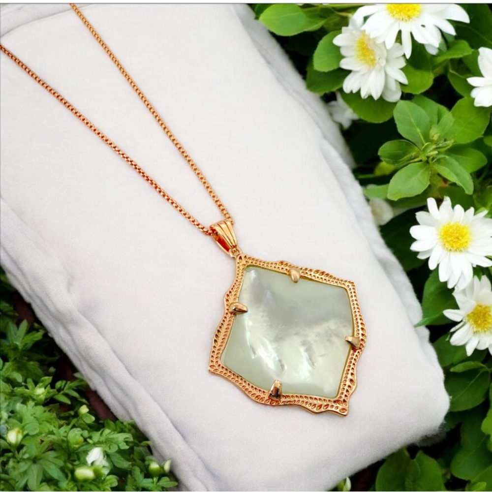 Kendra Scott Kacey Rose Gold Long Pendant Necklace in Ivory Pearl.